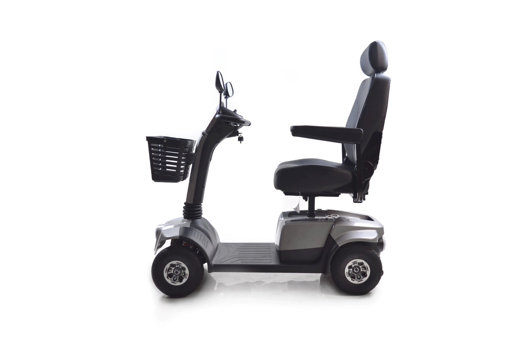 Aktiv Deutschland Elektromobil Capri in Silber Aktiv Deutschland