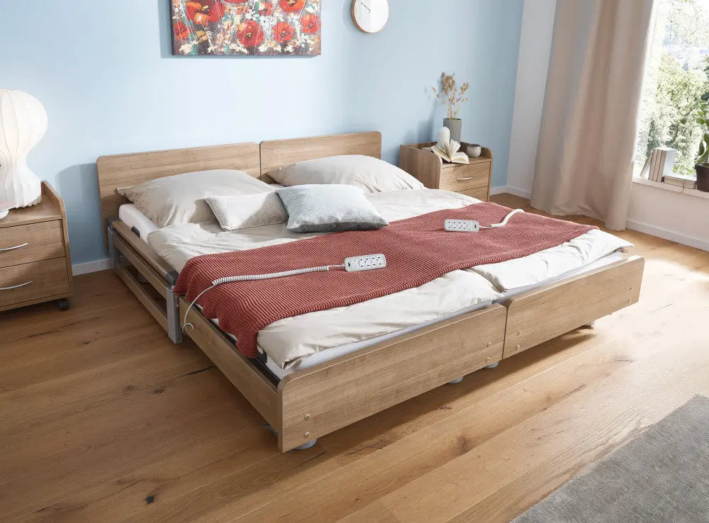 Burmeier Regia Pflegedoppelbett mit Holzdekor Burmeier