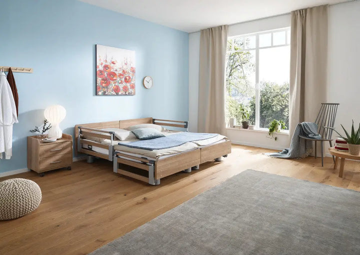 Burmeier Regia Pflegedoppelbett mit Holzdekor Burmeier