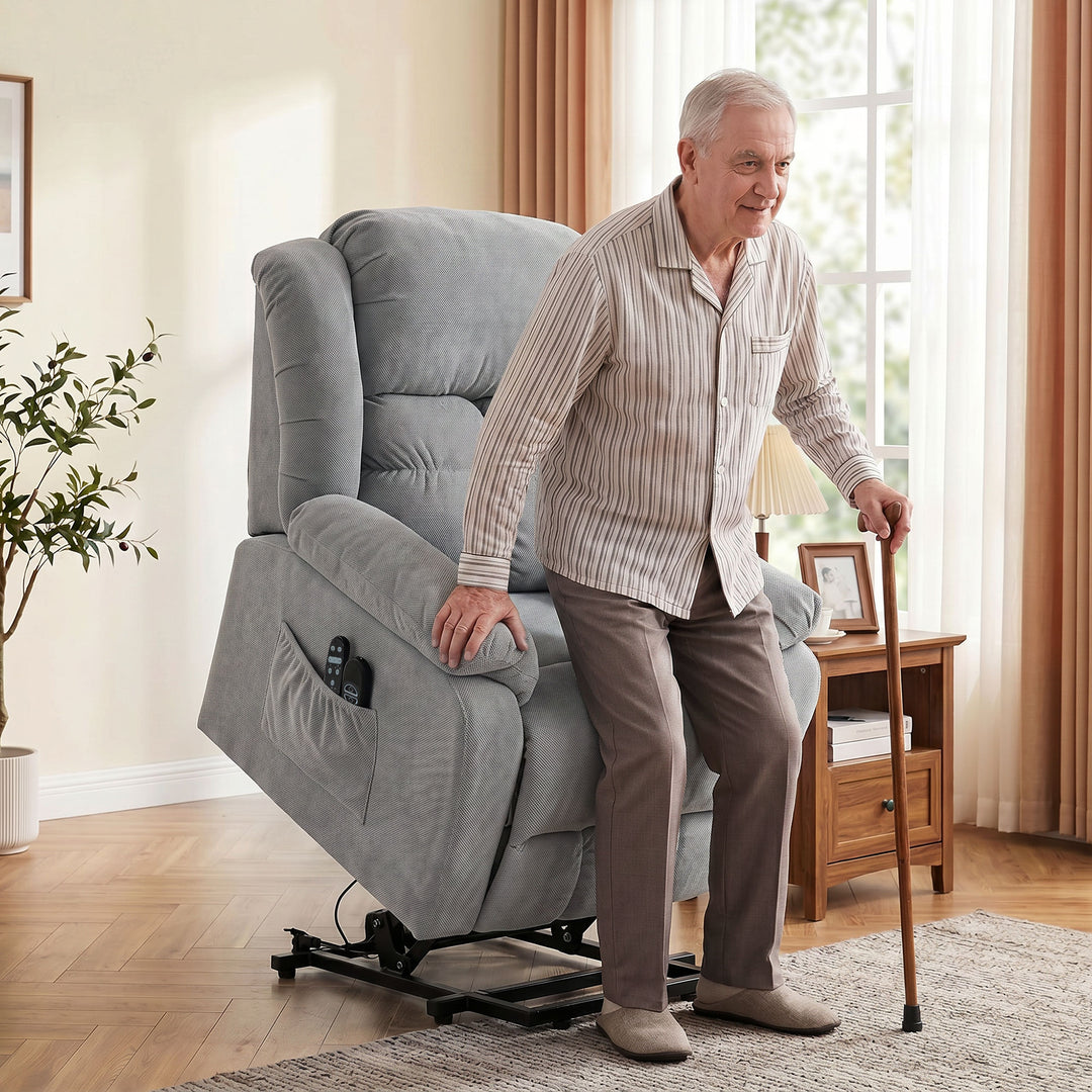 Velara Aufstehsessel Hellgrau Sitzposition